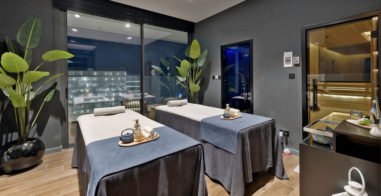 booking-header